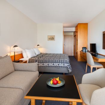 Prémium Superior szobák és nyugodt balatoni wellness élmények várják a vendégeket a Club Tihany Resortban.