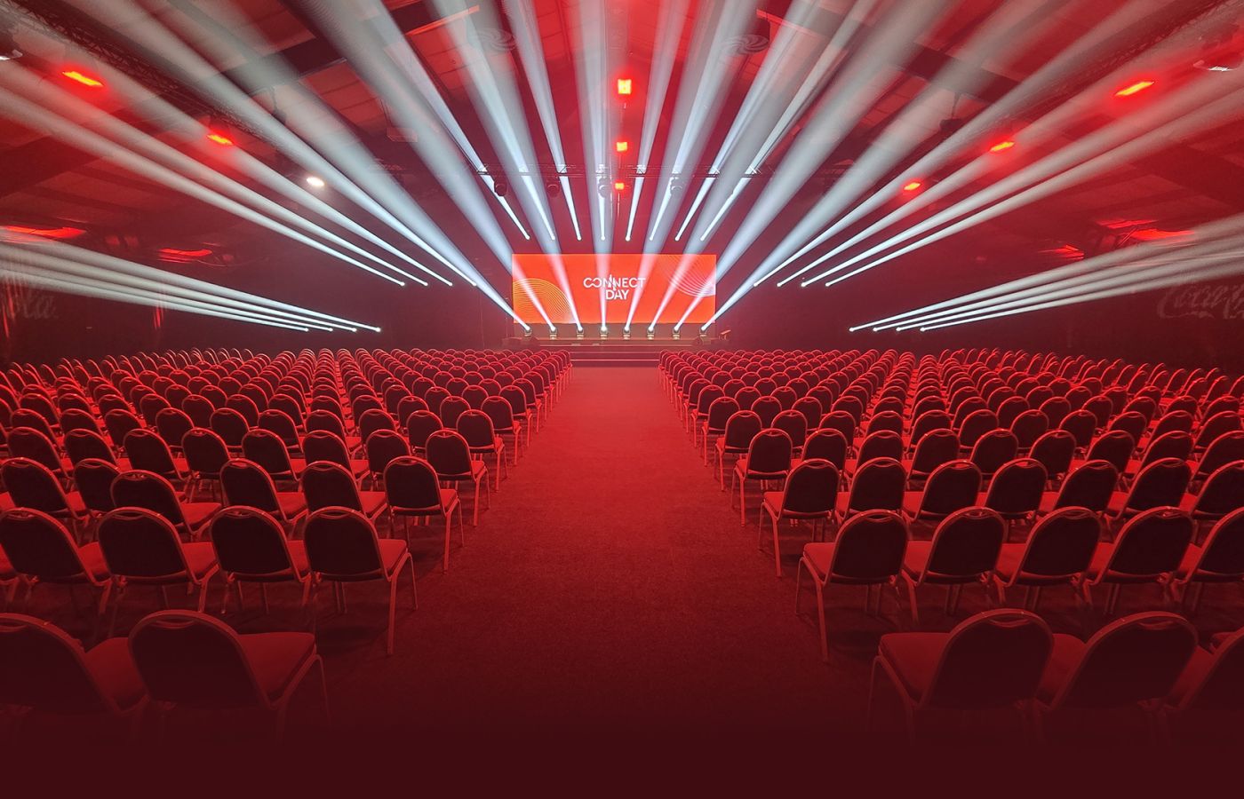 Ideális helyszín pihenéshez, konferenciákhoz és rendezvényekhez a Balaton partján.