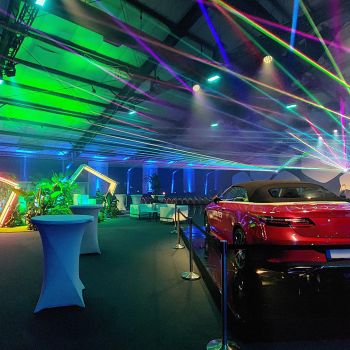 A Klub Sport rendezvényterem ideális helyszín konferenciák, csapatépítők, sportesemények és üzleti rendezvények lebonyolítására.