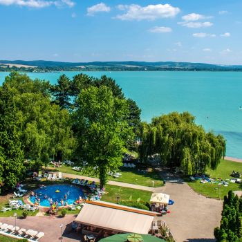 Exkluzív panorámás nyaralás a Club Tihany Resortban
